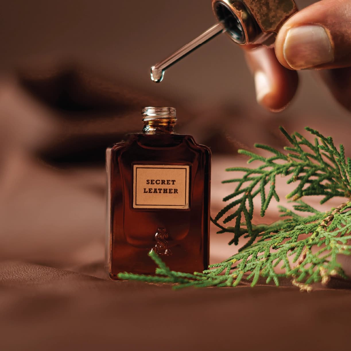 Secret Leather – Fragrance Oil 3